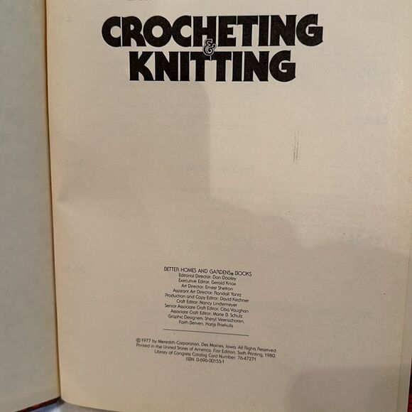Book Crocheting and Knitting Patterns Vintage Better Homes and Gardens 1977 - Picture 4 of 13